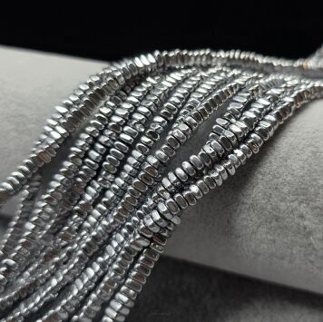 Hematyt Srebrny Heishi 4x2 mm Sznur 40cm